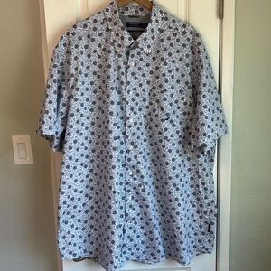 Nautica White Short-Sleeve Button-Down Shirt with Navy Floral Print